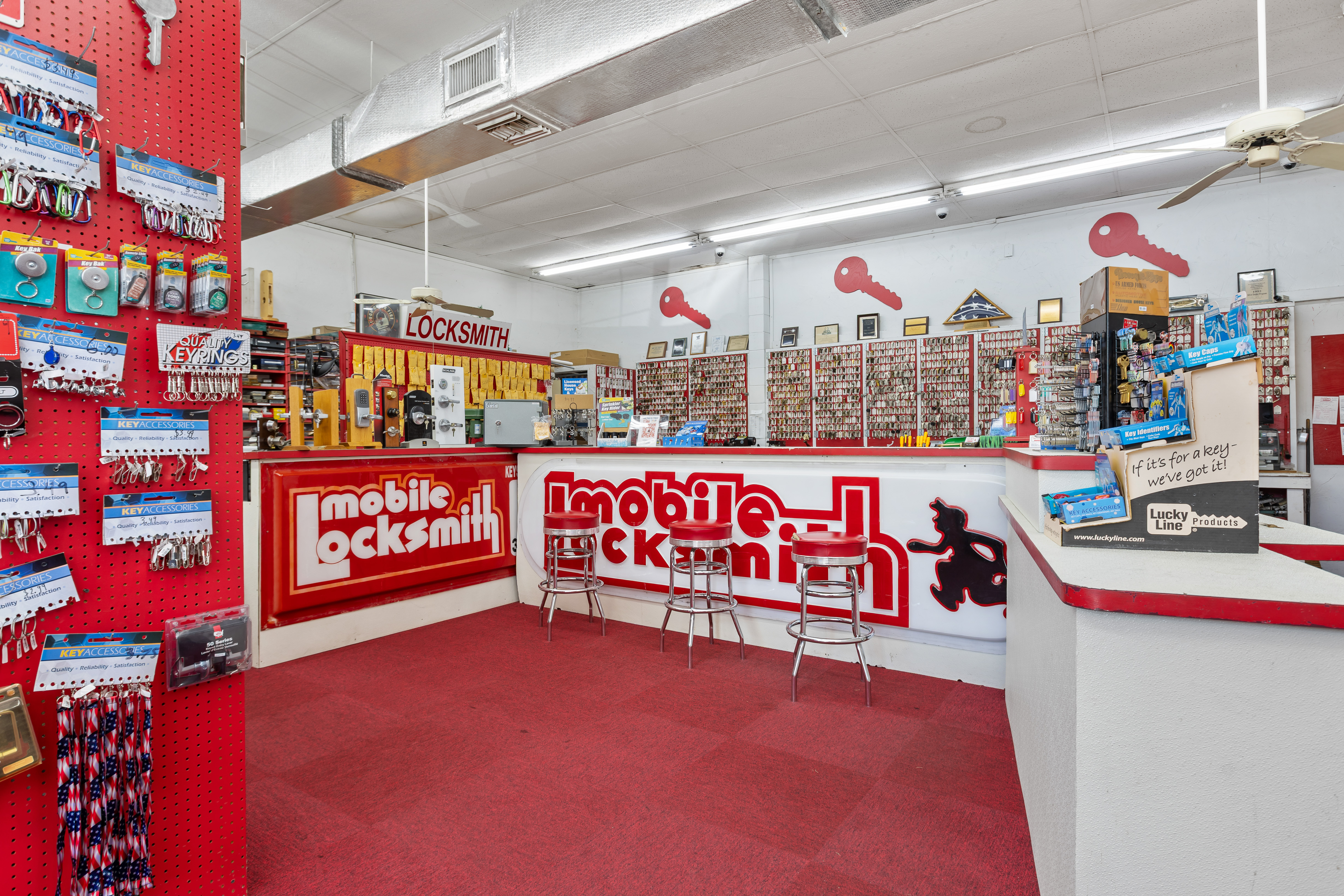 Mobile Locksmith Blackburn & Son storefront in Gainesville, Florida